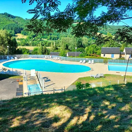 T2 Avec Piscine-le Family 67 Apartman *