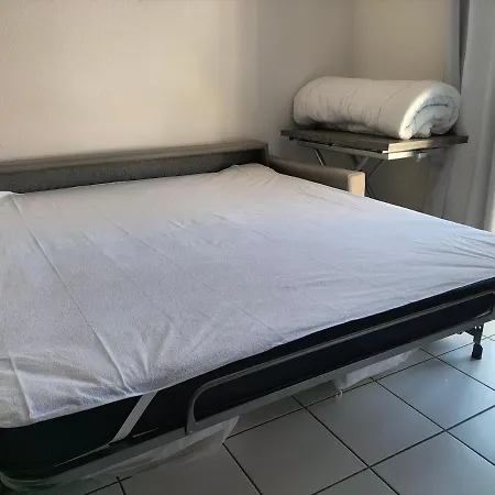 Apartman T2 Avec Piscine-le Family 67 *