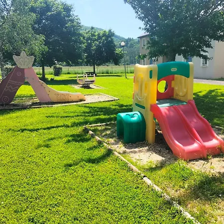 T2 Avec Piscine-le Family 67 *